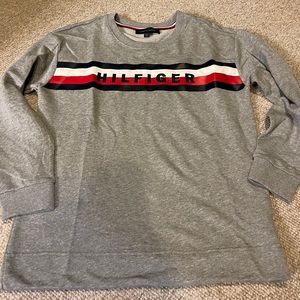 Women’s Hilfiger lightweight sweatshirt sz S grey
